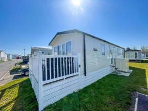 8 Berth Caravan With Decking And Wifi At Broadland Sands Park Ref 20064Cf